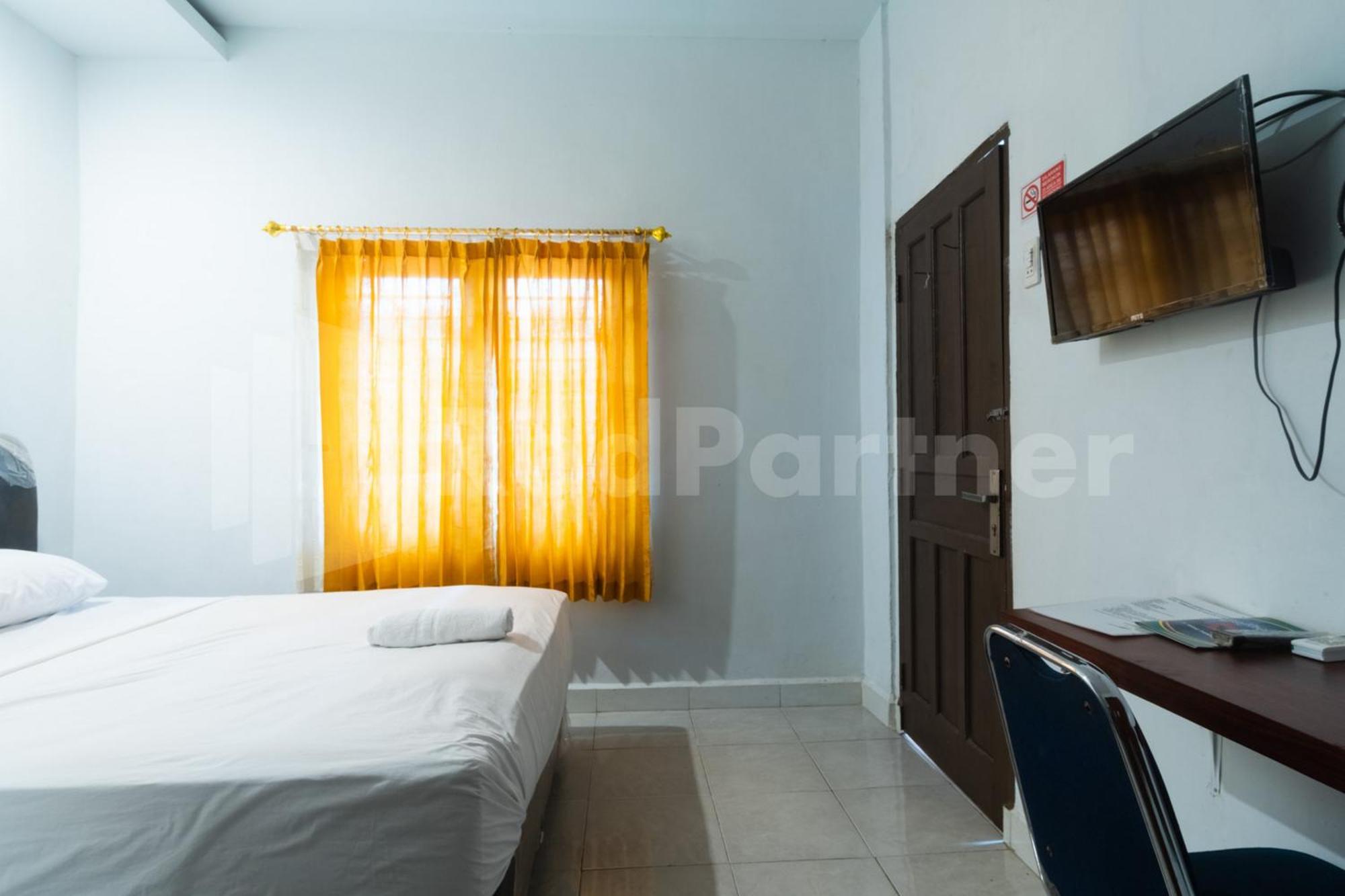 Teratai Guesthouse At Rs Adam Malik Medan Mitra Reddoorz Екстер'єр фото