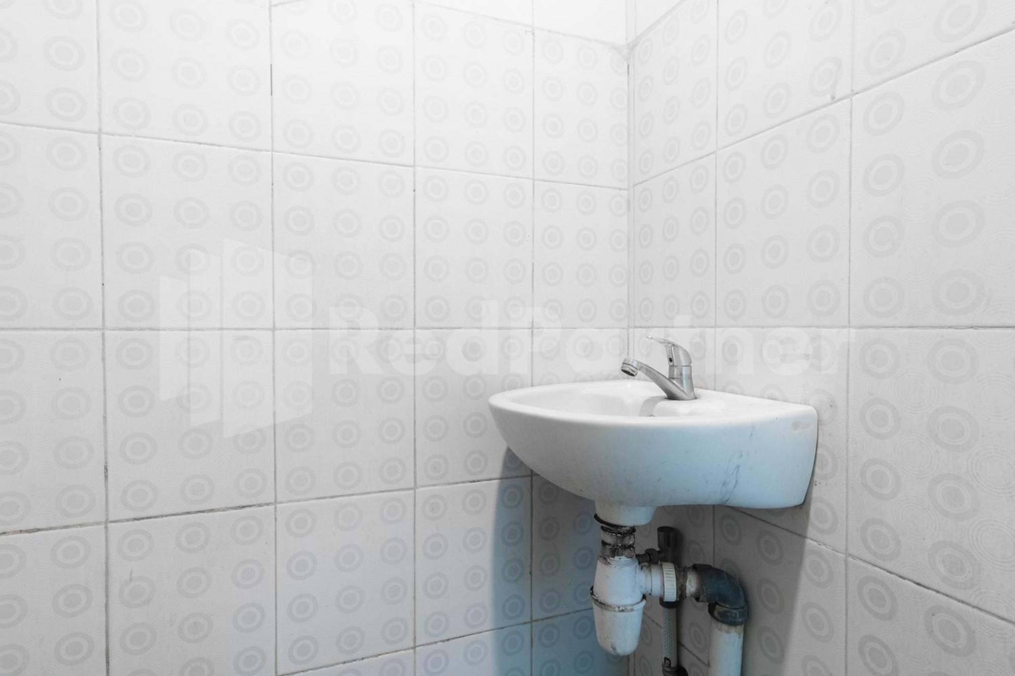 Teratai Guesthouse At Rs Adam Malik Medan Mitra Reddoorz Екстер'єр фото
